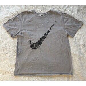 Vintage Nike The Nike Tee Graphic Logo T-shirt Mens size XL Smoking logo